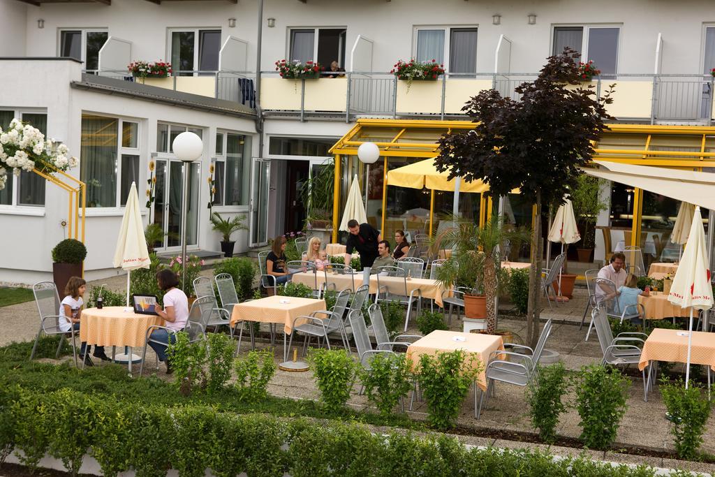 Hotel & Restaurant Seehof Podersdorf am See Exterior foto