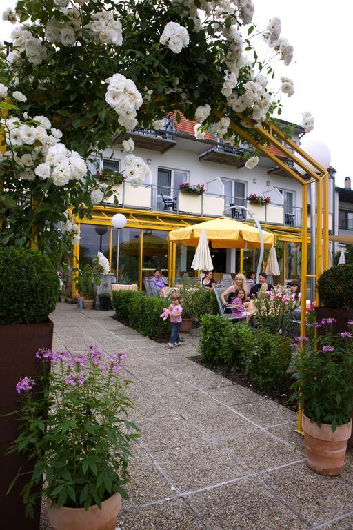Hotel & Restaurant Seehof Podersdorf am See Exterior foto