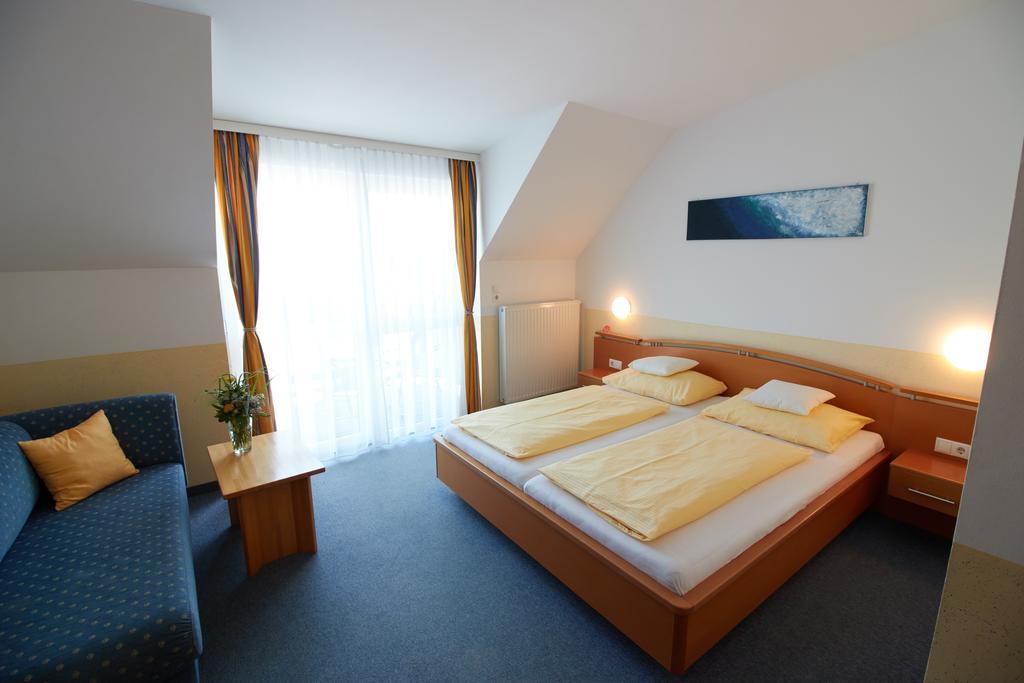 Hotel & Restaurant Seehof Podersdorf am See Exterior foto