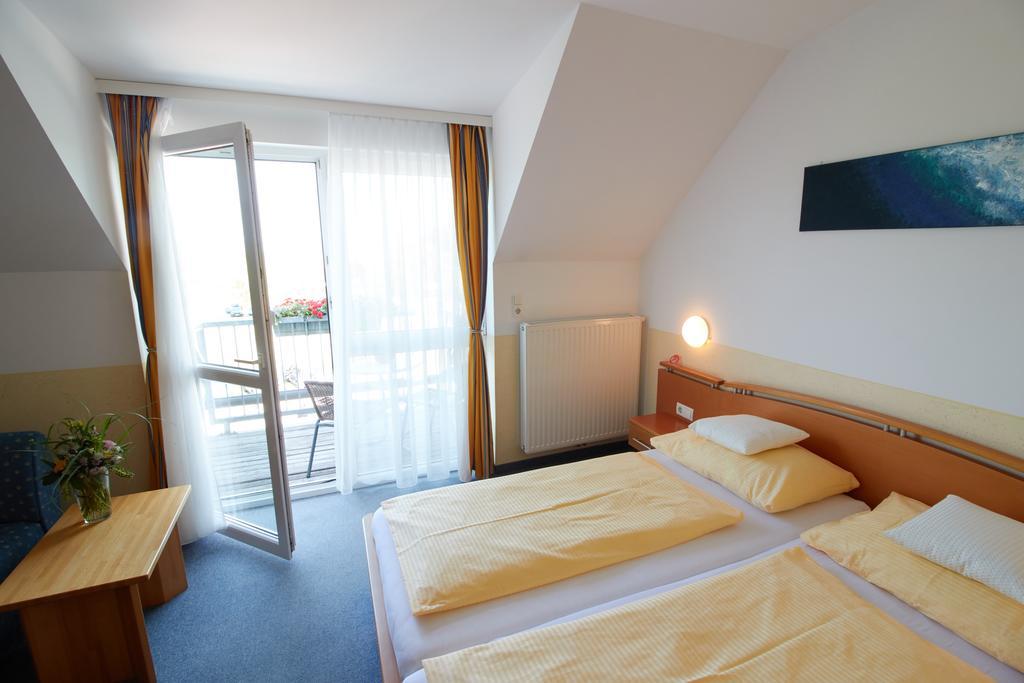 Hotel & Restaurant Seehof Podersdorf am See Exterior foto